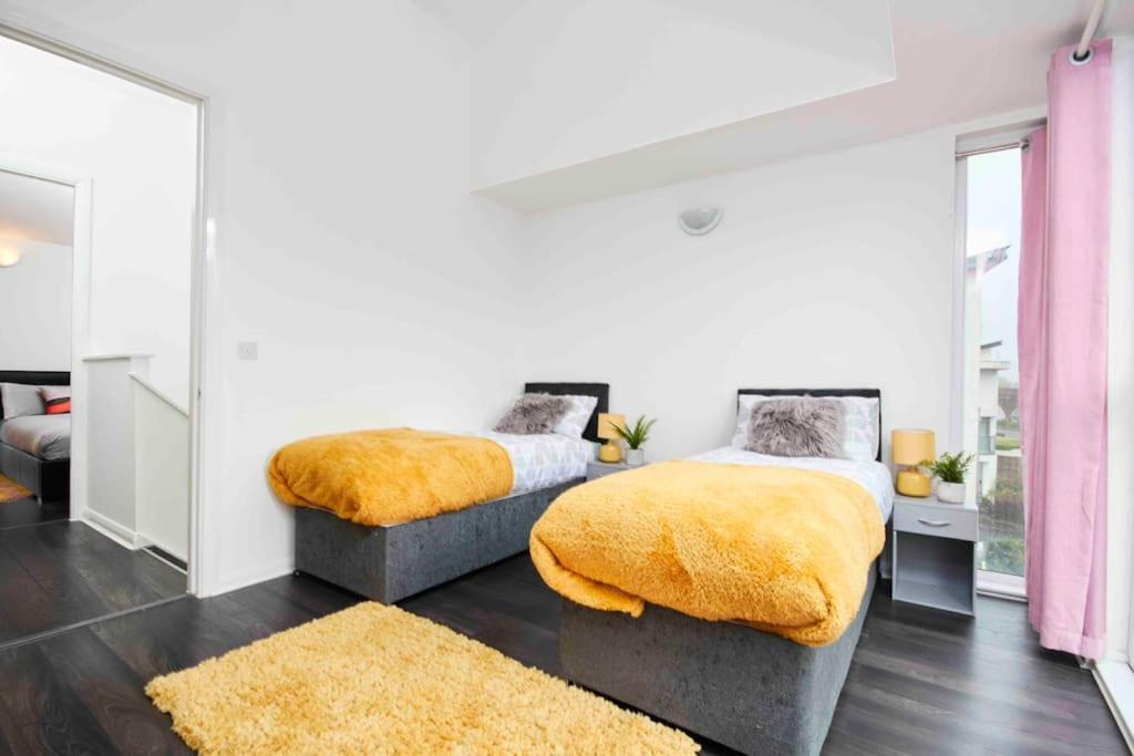 Dellehomes- Free Parking, Wfh, Family-Friendly Manchester Eksteriør billede