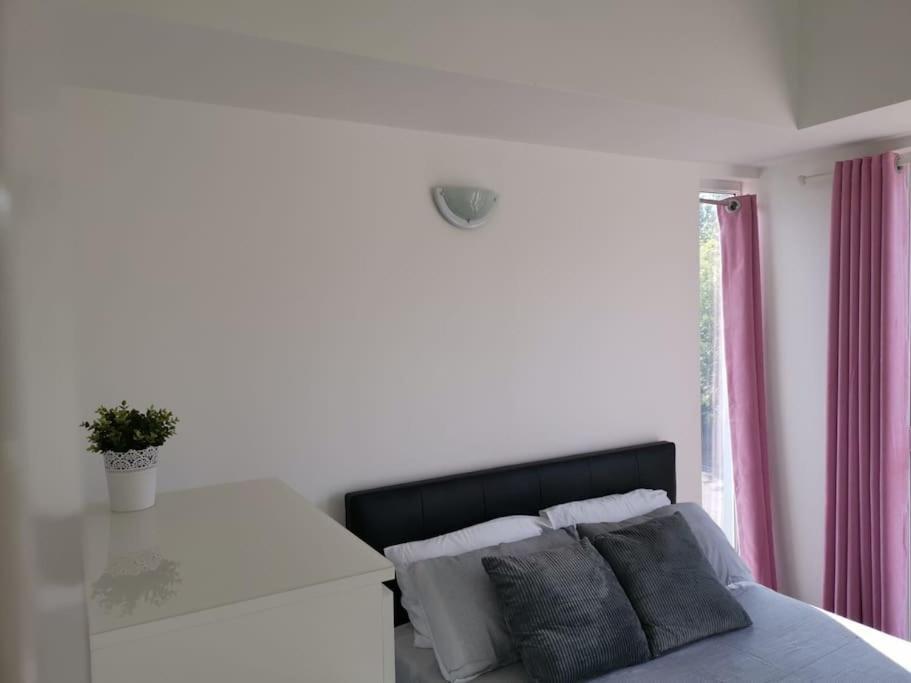 Dellehomes- Free Parking, Wfh, Family-Friendly Manchester Eksteriør billede
