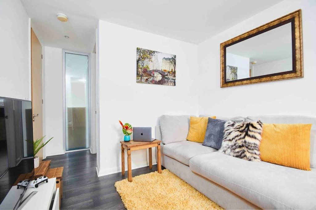 Dellehomes- Free Parking, Wfh, Family-Friendly Manchester Eksteriør billede