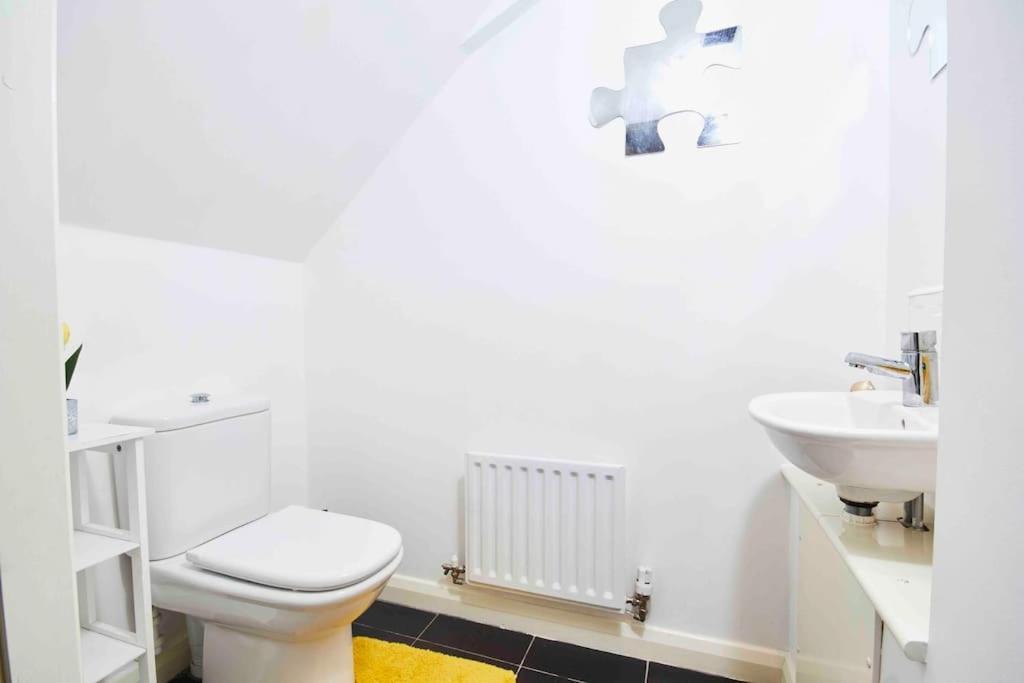 Dellehomes- Free Parking, Wfh, Family-Friendly Manchester Eksteriør billede